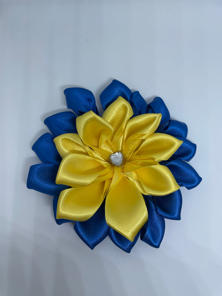 Support Ukraine brooch pin Ukranian Flag