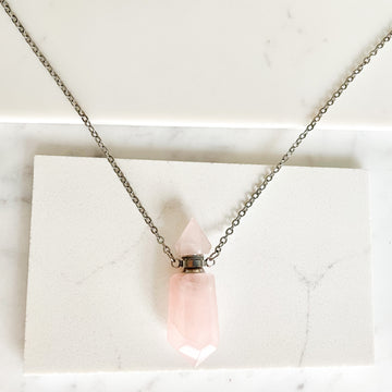 Gemstone Energy Bottle necklace Rose Quartz (silver)