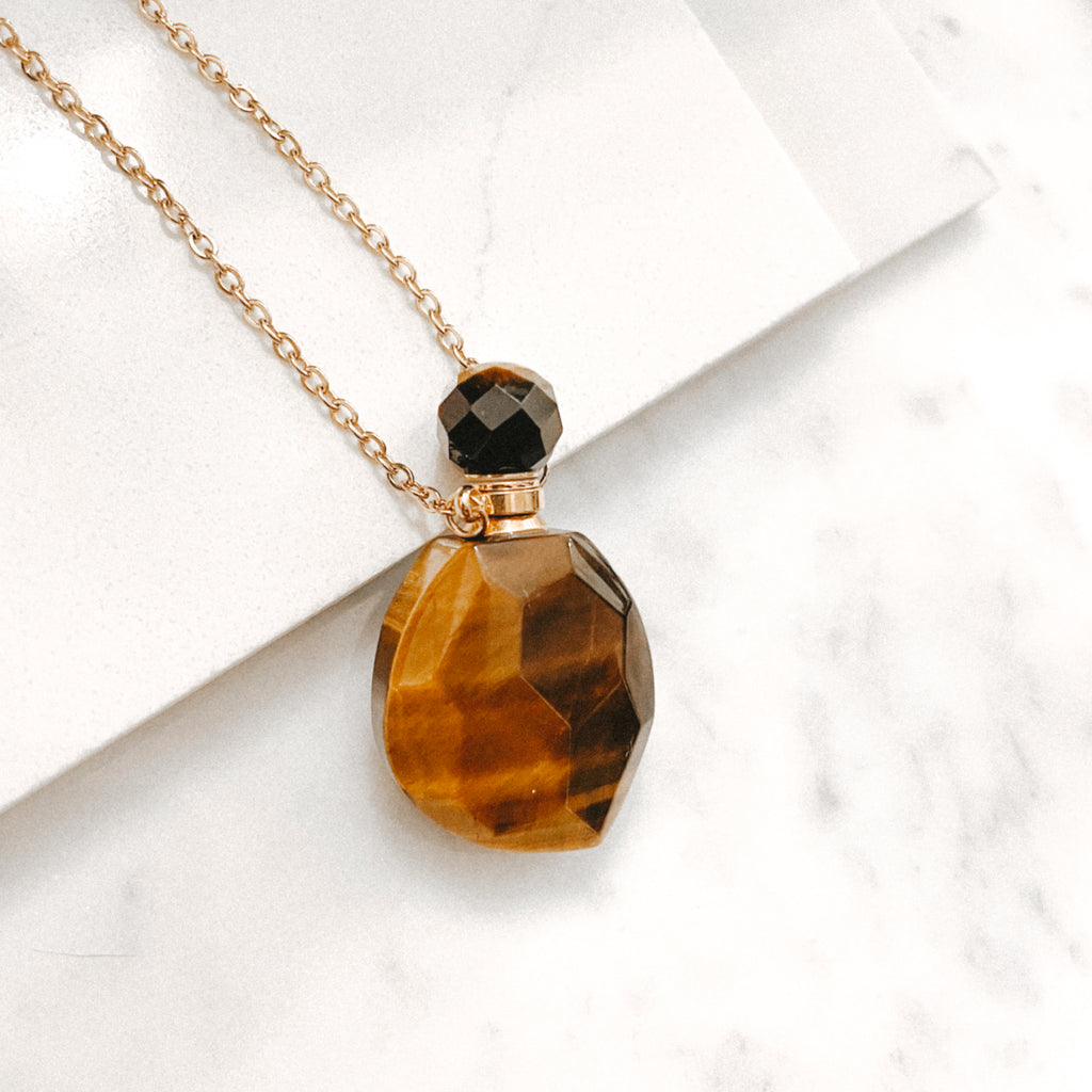 Gemstone Energy Bottle necklace Tiger eye (gold)